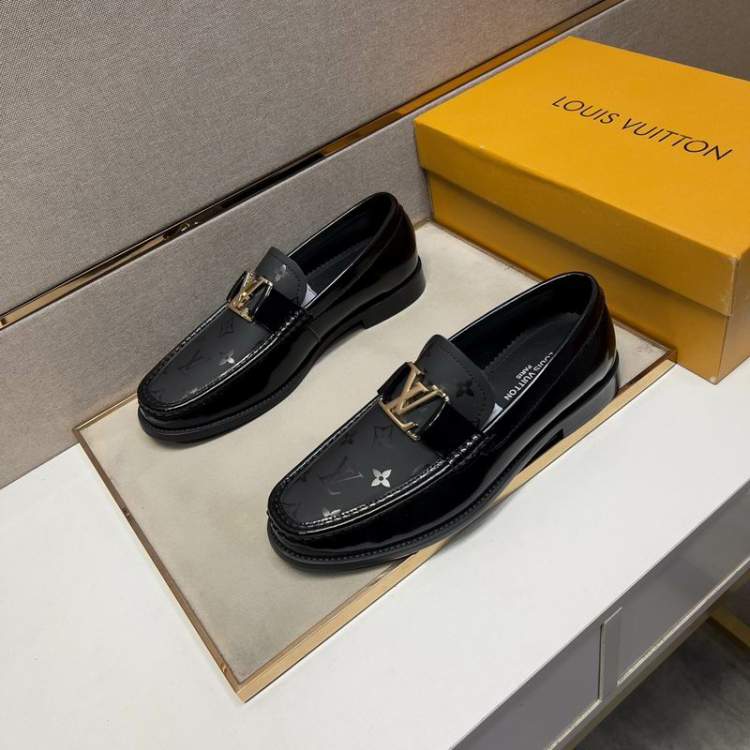 Picture of Louis Vuitton Shoes _SKULVsz38-44mnf046914273